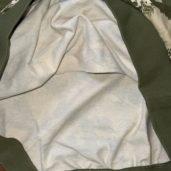 PUMA Olive and Cream Camouflage Hoodie Sweatshirt Camo Pack AOP Taping on Sleeve - Picture 7 of 10